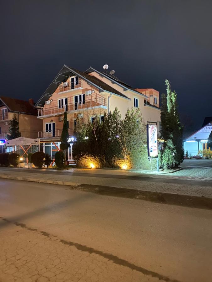 Holiday Ferizaj Exteriér fotografie